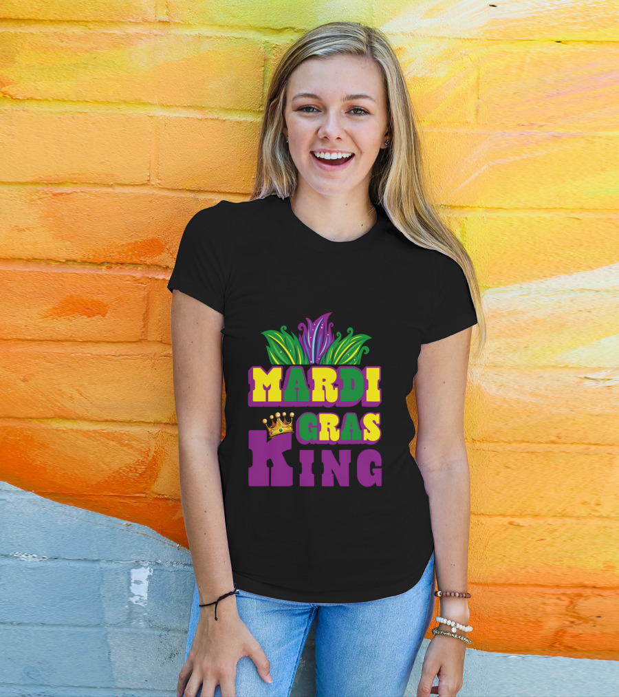 Mardi Gras King Crown With Beads Leaves And Colors T-Shirt