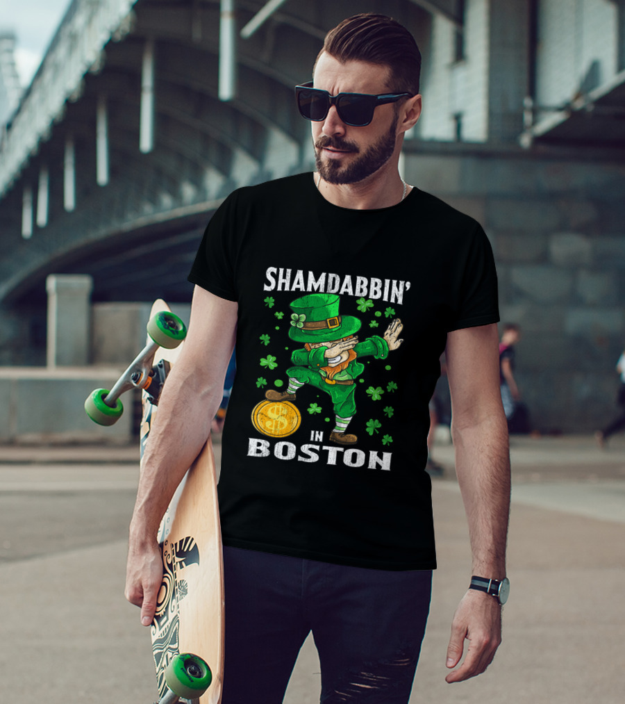 Shamdabbin In Boston Dabbing Leprechaun With Gold Coin And Shamrocks T-Shirt