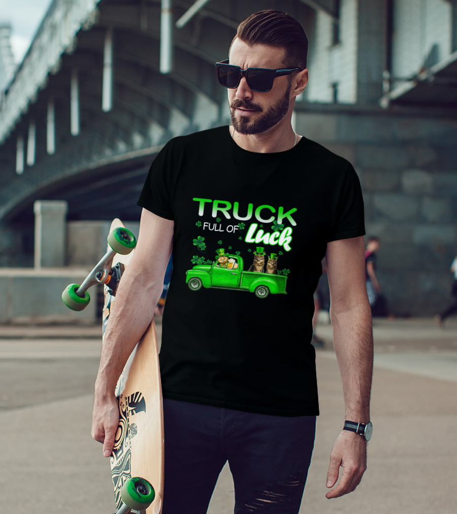 TRUCK Full Of Luck Maine Coon Cat Leprechaun T-Shirt