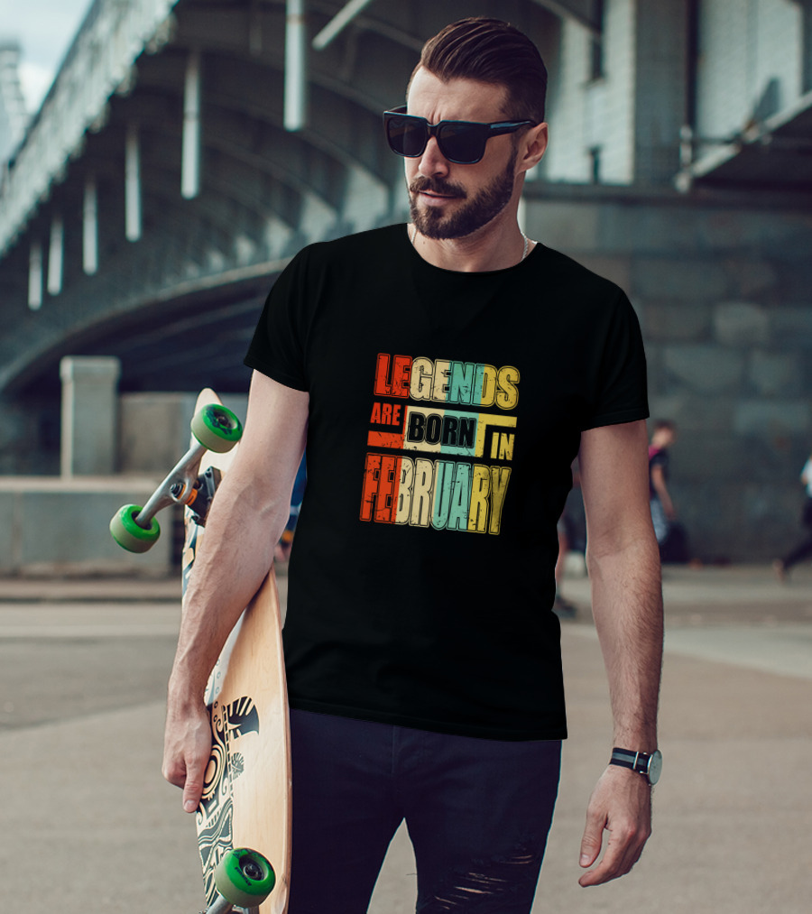 Vintage Legends Are Born In February Cool T-Shirt