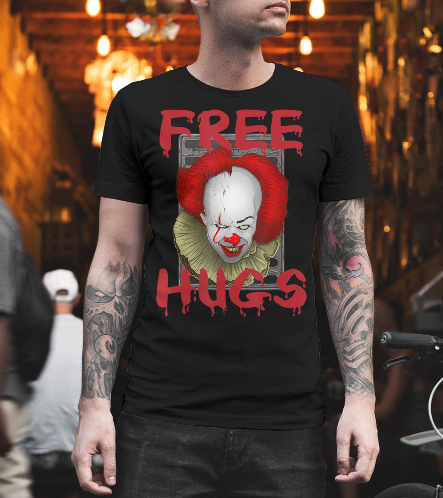 Free Hugs Halloween Evil Killer Scary Clown T-Shirt