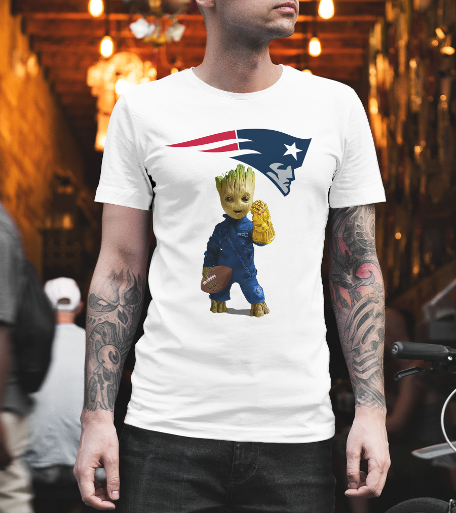 New England Patriots Groot Football Infinity Gauntlet T-Shirt