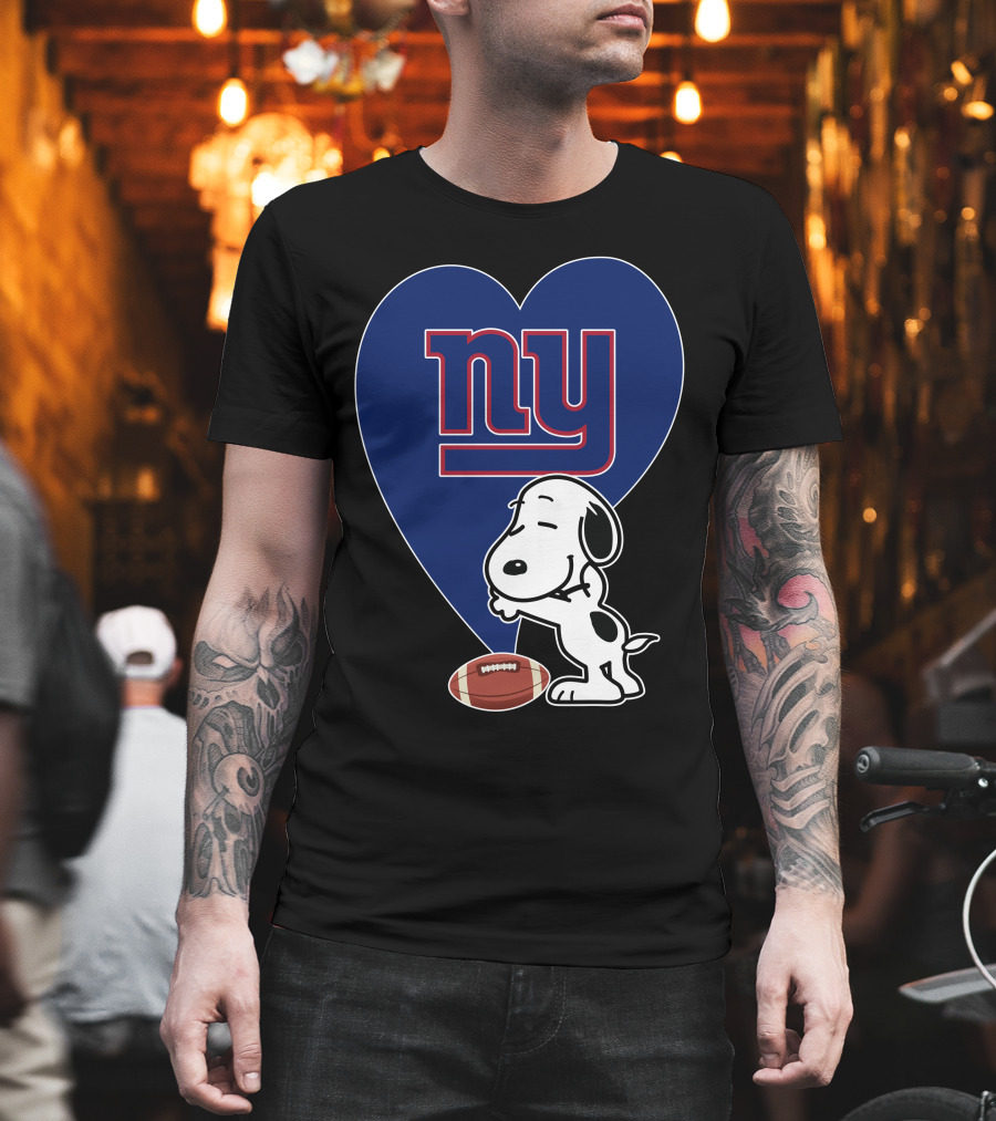 Snoopy Hugging New York Giants Football Heart T-Shirt