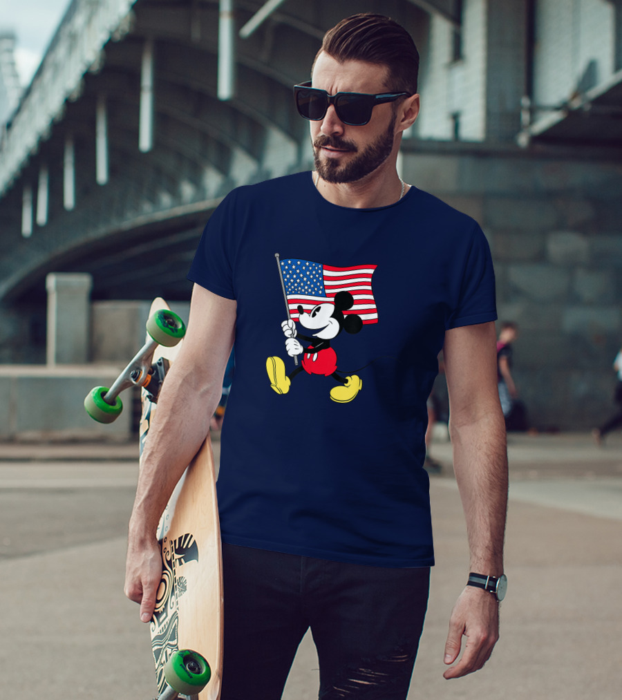 Mickey Mouse Holding American Flag Patriotic Disney T-Shirt