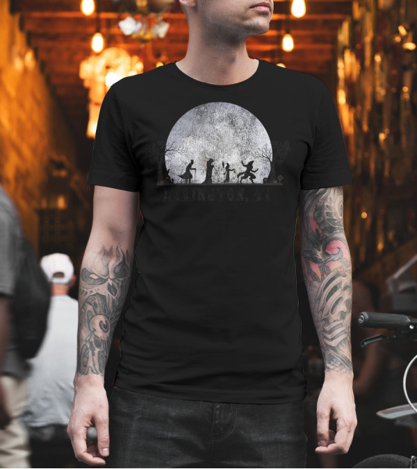 Vintage Halloween Costumes Under Full Moon in Lexington KY T-Shirt Vintage Halloween Costumes Under Full Moon in Lexington KY T-Shirt