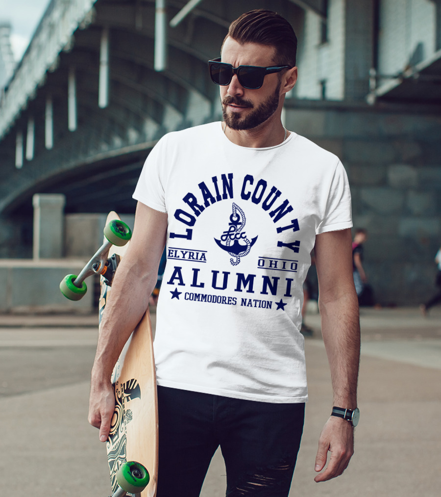 Lorain County Community College Alumni Elyria Ohio Commodores Nation T-Shirt