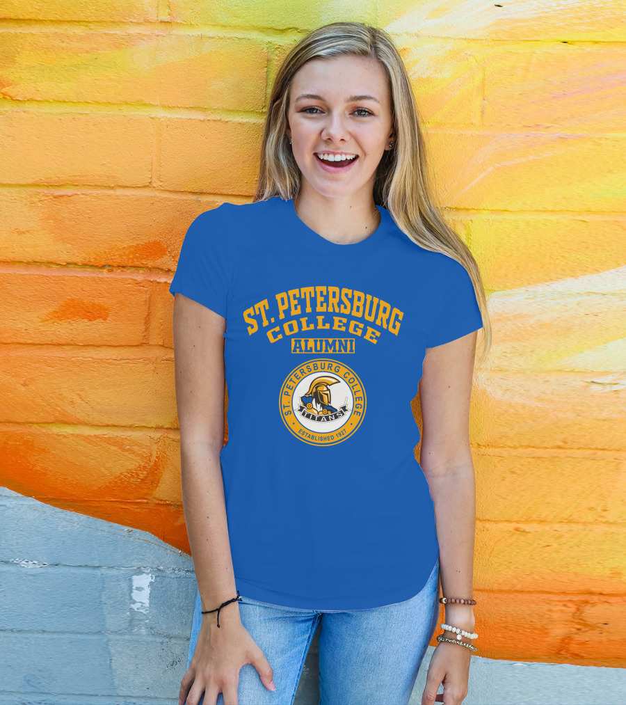 St Petersburg College Alumni Titans Established 1927 T-Shirt
