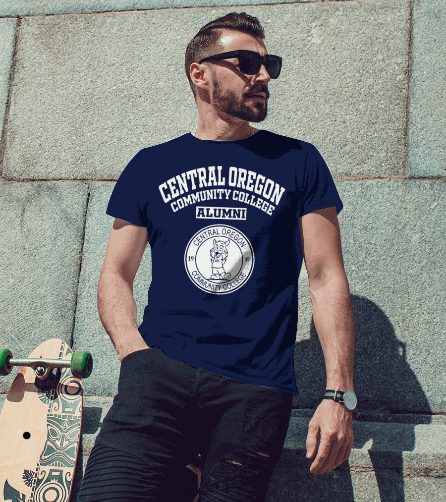 Central Oregon Community College Alumni 1949 Mascot Emblem T-Shirt