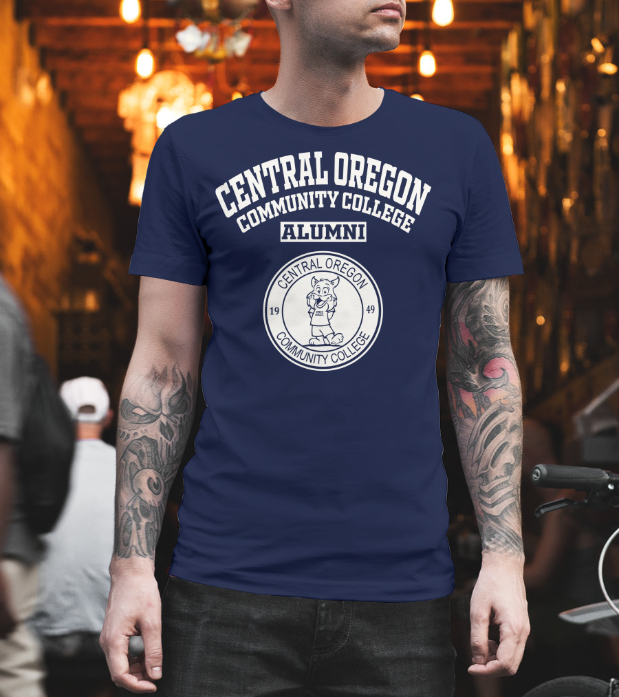 Central Oregon Community College Alumni 1949 Mascot Emblem T-Shirt