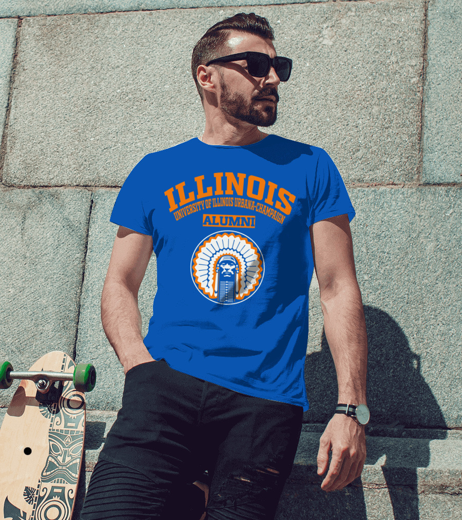 ILLINOIS UNIVERSITY OF ILLINOIS URBANA-CHAMPAIGN ALUMNI T-Shirt