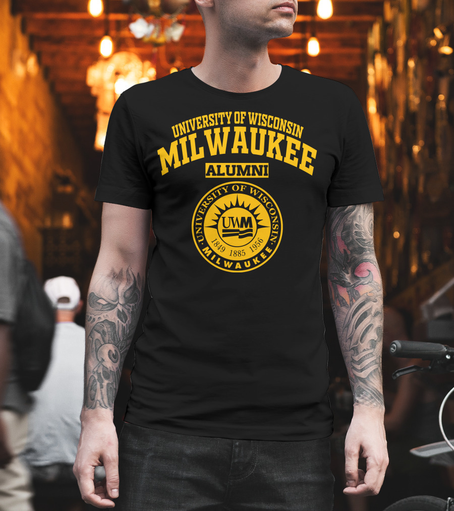 University Of Wisconsin Milwaukee Alumni UWM Seal 1849 1885 1956 T-Shirt