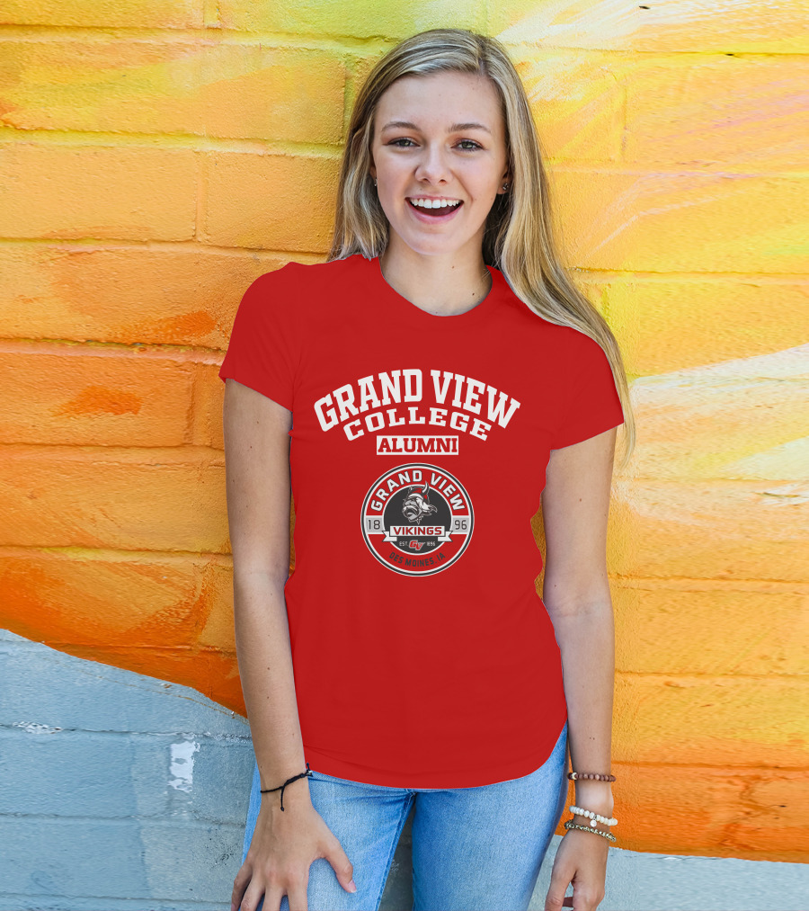 Grand View College Alumni Vikings Est 1896 Des Moines IA T-Shirt