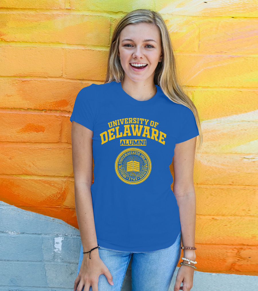 University Of Delaware Alumni 1743 Seal T-Shirt