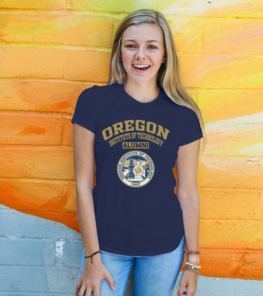 Oregon Institute Of Technology Alumni 1947 Crest T-Shirt