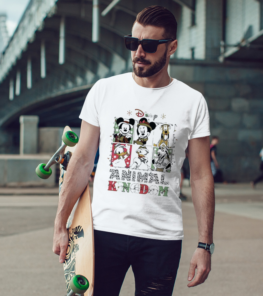 Disney Christmas Mickey Minnie Goofy Donald Animal Kingdom T-Shirt