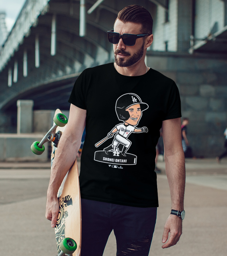 Shohei Ohtani Los Angeles Dodgers LA Bobblehead Dodgers 17 T-Shirt