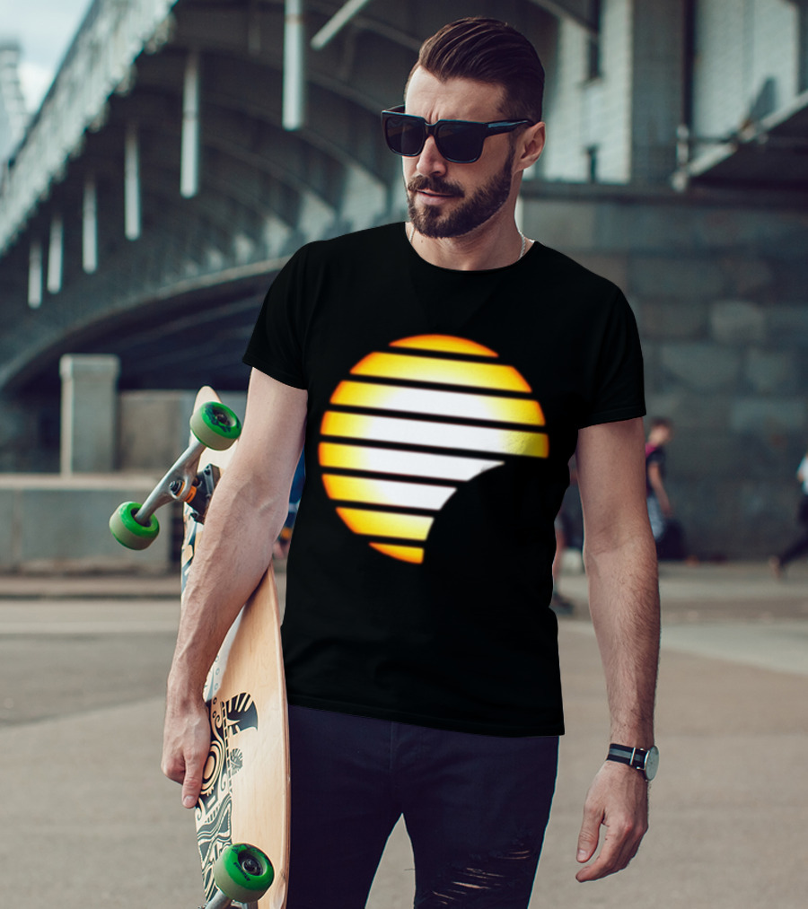 Quality Magna Cartel Sun Logo Magna Carta Magna Carta Cartel Sunset Stripes Circular T-Shirt