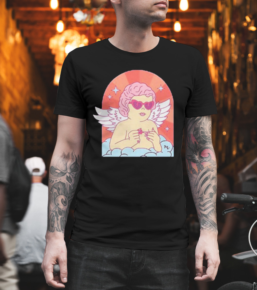 Maniology Cupid's Nail Spa Cherub With Heart Sunglasses And Wings T-Shirt
