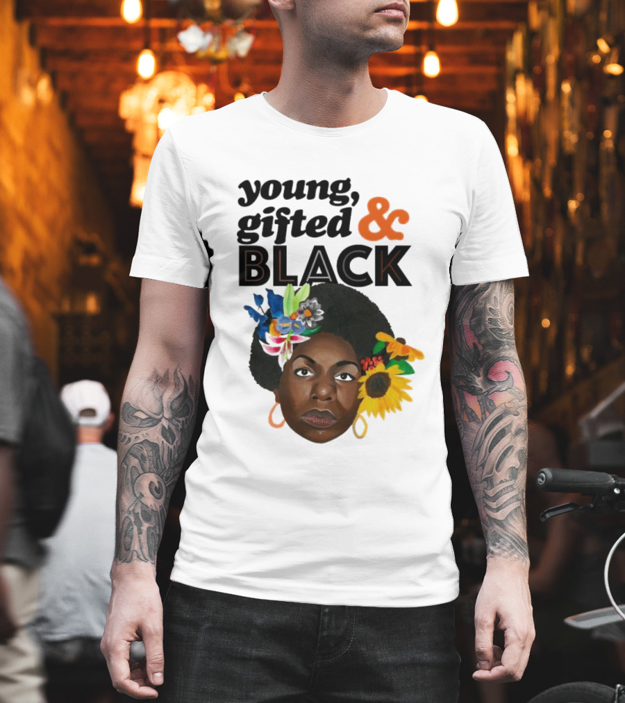 Young Gifted And Black Nina En Printemps T-Shirt