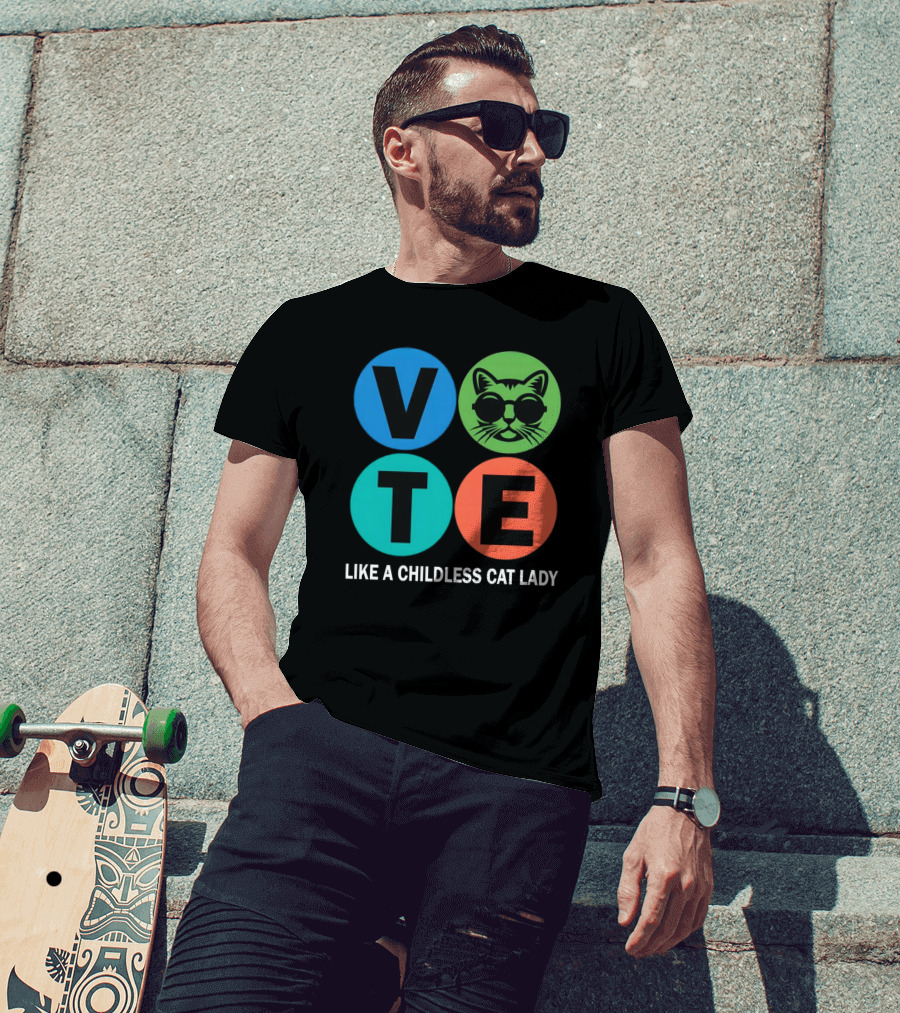 Vote Like A Childless Cat Lady Retro Circle Cat Face T-Shirt