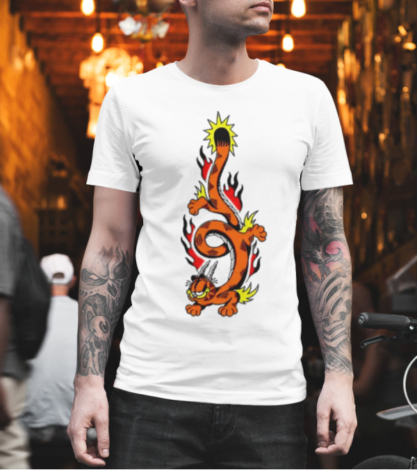 Garfield Transforming Fiery Dragon with Buggy Goods Elements T-Shirt Garfield Transforming Fiery Dragon with Buggy Goods Elements T-Shirt