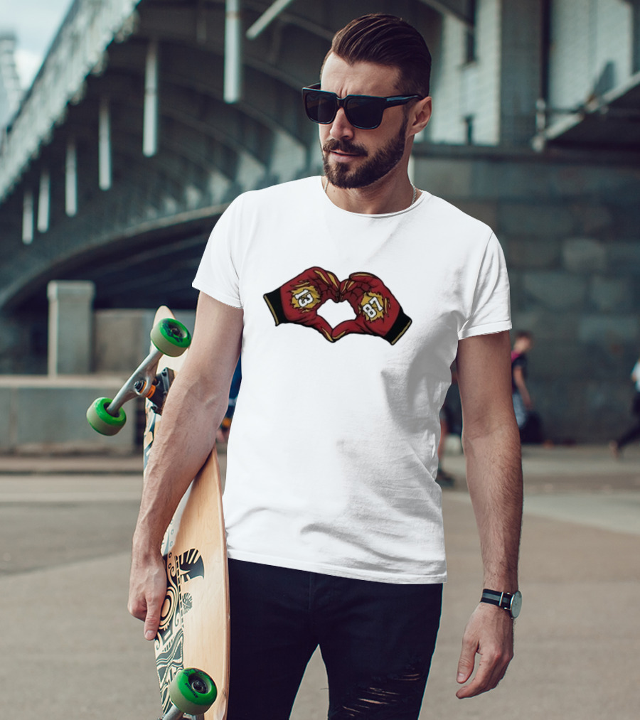 Nazeeh Johnson And Travis Kelce Kansas City Chiefs Heart Hands 13 87 T-Shirt