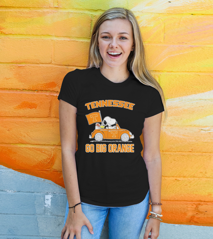 Tennessee Volunteers Snoopy Woodstock Car Go Big Orange T-Shirt