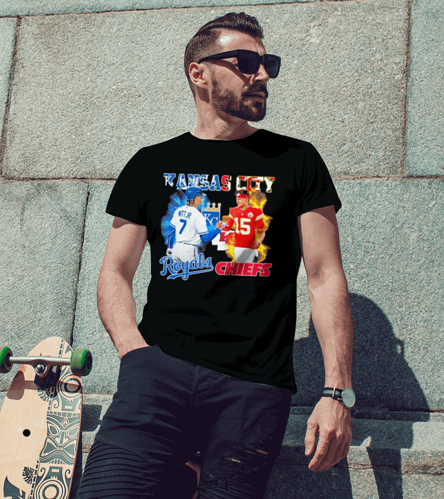 Kansas City Royals Bobby Witt Jr Shake Hands Chiefs Patrick Mahomes T-Shirt
