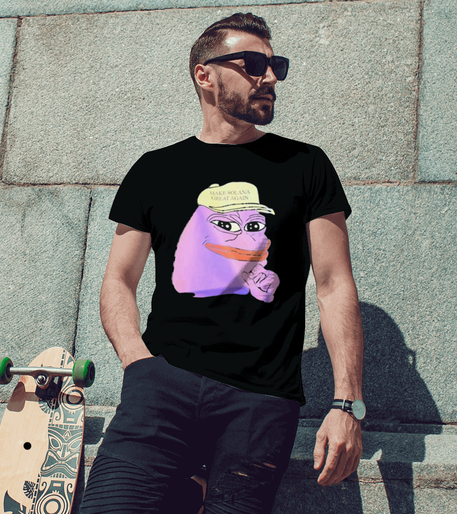 Purple Pepe Make Solana Great Again Hat T-Shirt