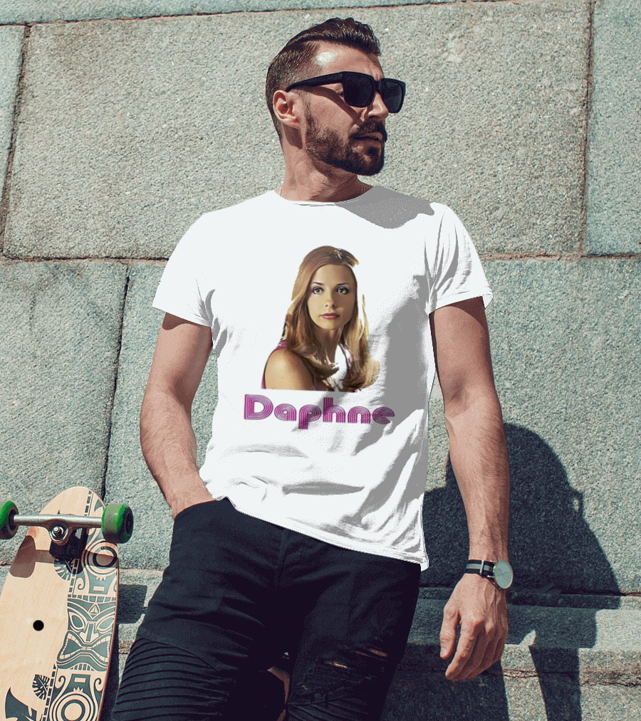 Daphne T-Shirt