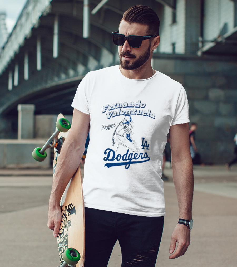 Fernando Valenzuela Los Angeles Dodgers Pitcher LA Dodgers T-Shirt