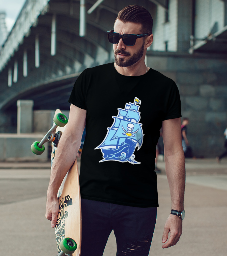 Tampa Bay Buccaneers Rays Ship Skull NFL MLB Mashup T-Shirt