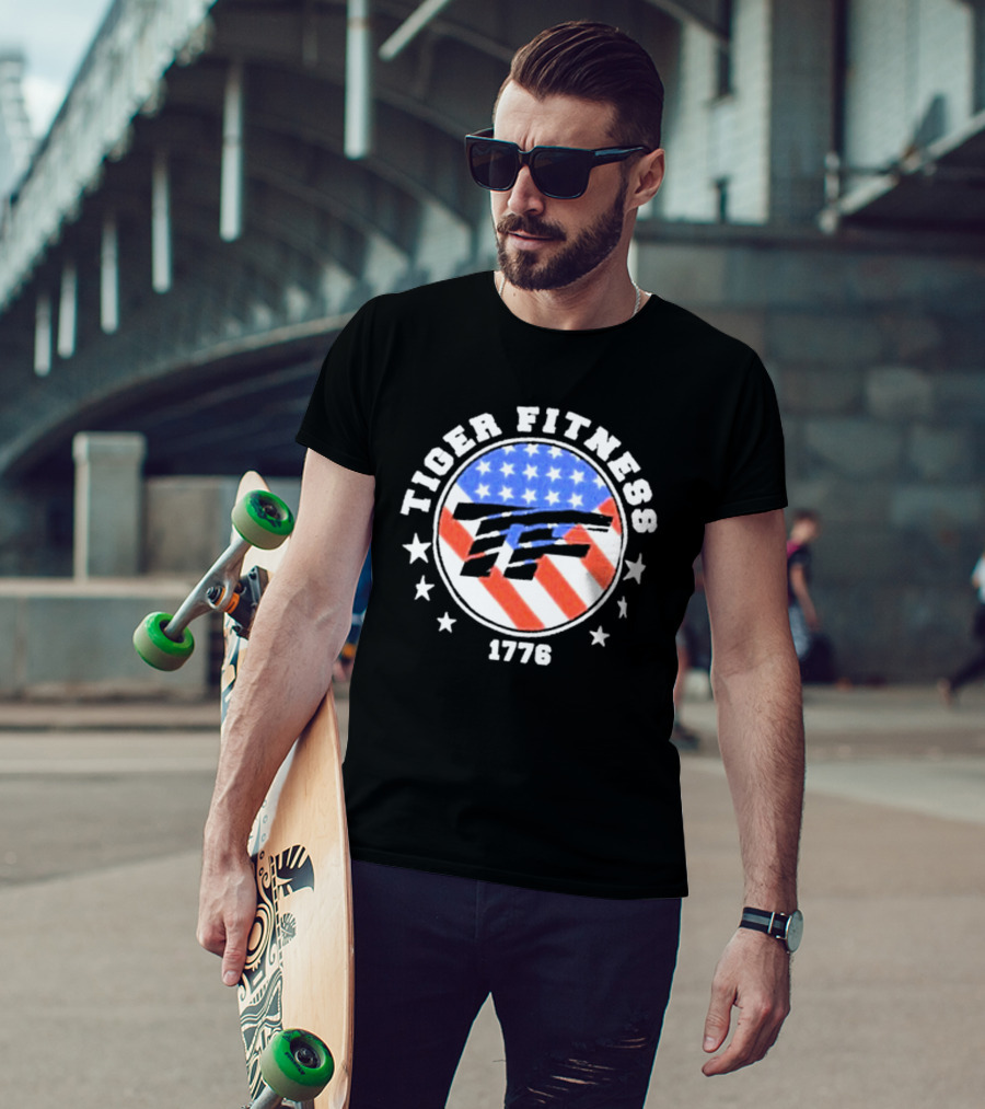 Independence Day 1776 America Flag Tiger Fitness T-Shirt