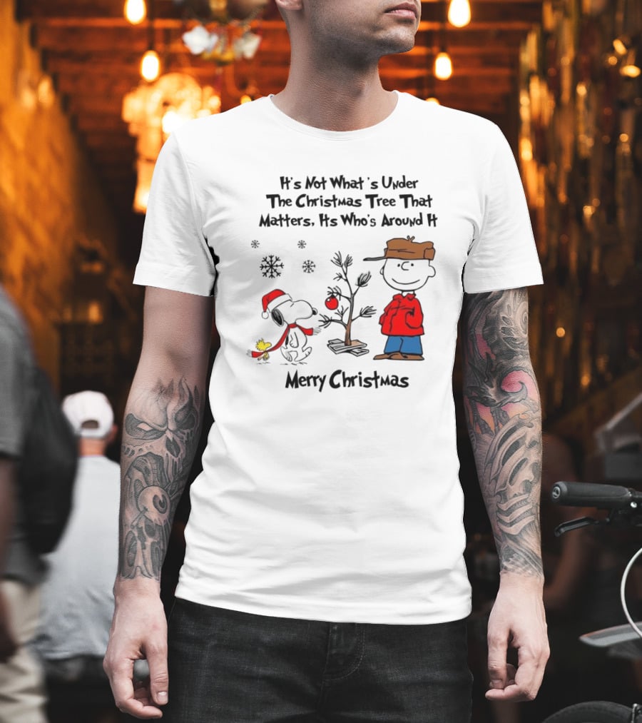 Snoopy Charlie Brown Woodstock Christmas Tree Matters Merry Christmas T-Shirt