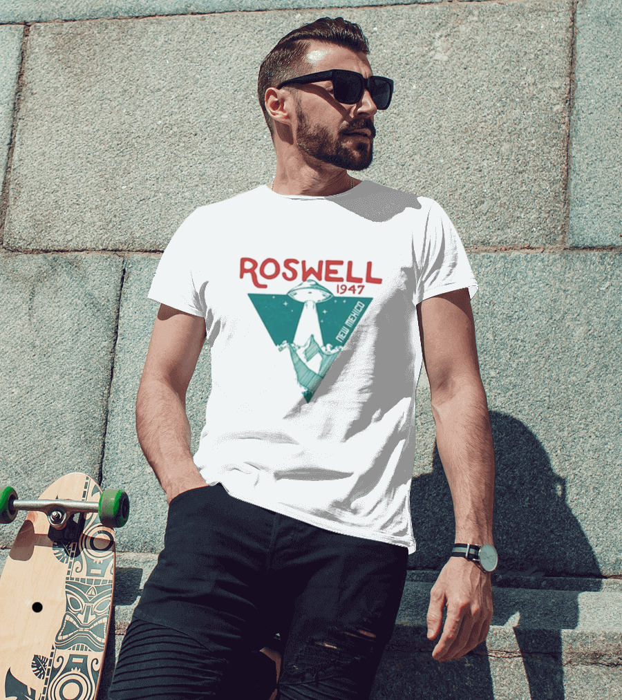 Roswell 1947 UFO New Mexico Triangle T-Shirt