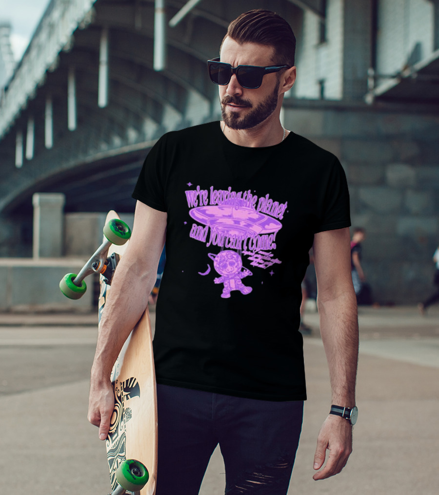 We're Leaving The Planet And You Can't Come UFO Cat Purple T-Shirt