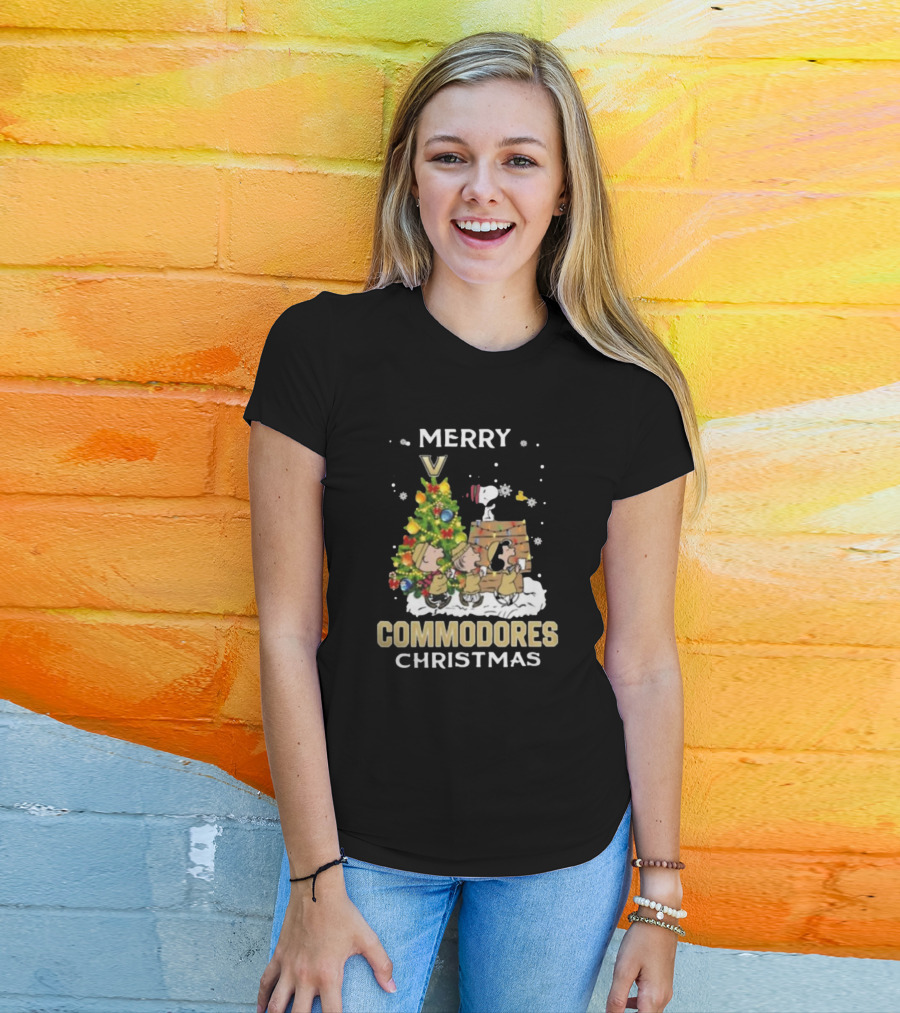Vanderbilt Commodores Snoopy And Friends Merry Christmas T-Shirt