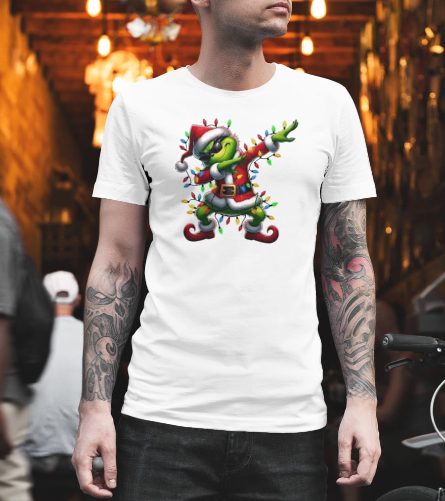 Santa Grinch Dabbing Festive Lights Merry Christmas T-Shirt