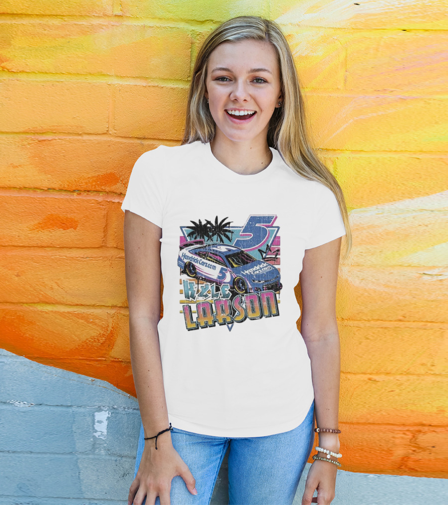 Kyle Larson Hendrickcars.com Racing Car Palm Trees Sunset Retro Style T-Shirt
