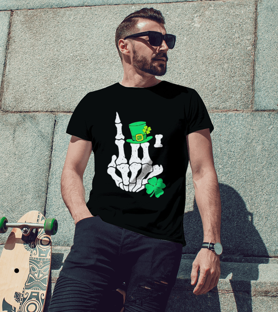 Skeleton Hand With Leprechaun Hat And Shamrock St Patricks Day T-Shirt