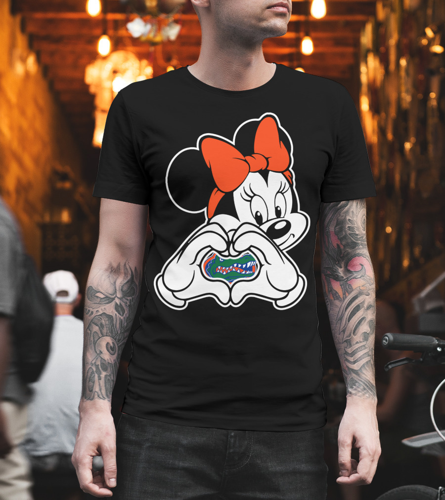 Minnie Mouse Florida Gators Fan Logo Heart Hands T-Shirt