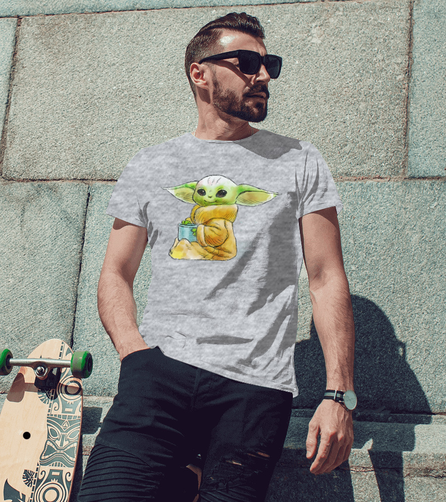 Star Wars The Mandalorian The Child Baby Yoda Drinking Soup T-Shirt
