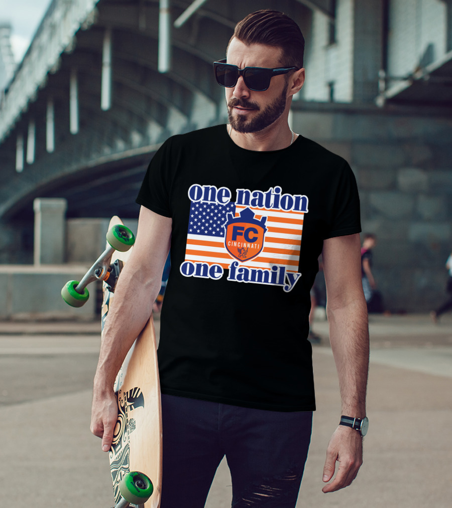 One Nation One Family Fc Cincinnati United States Flag T-Shirt