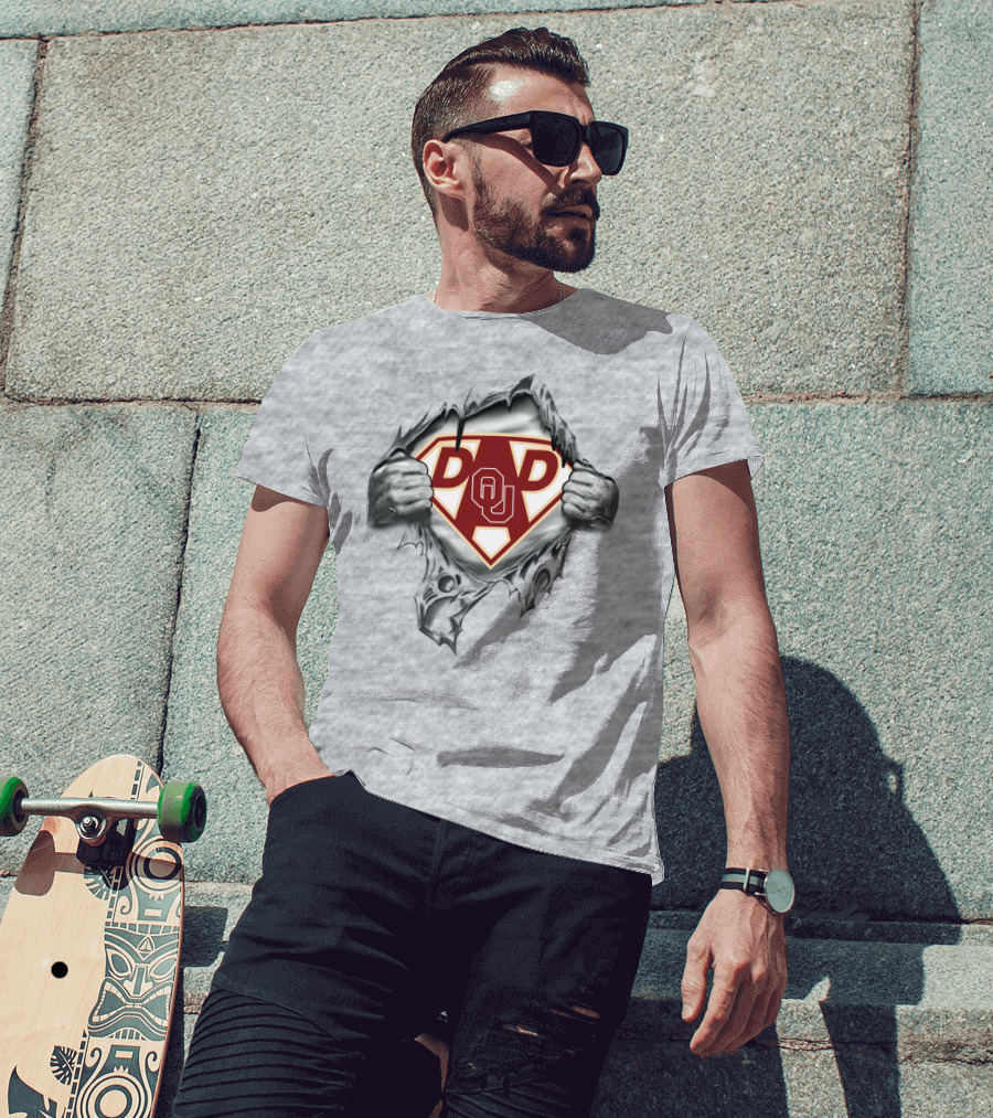 Ou Dad Superhero Logo Peeling T-Shirt