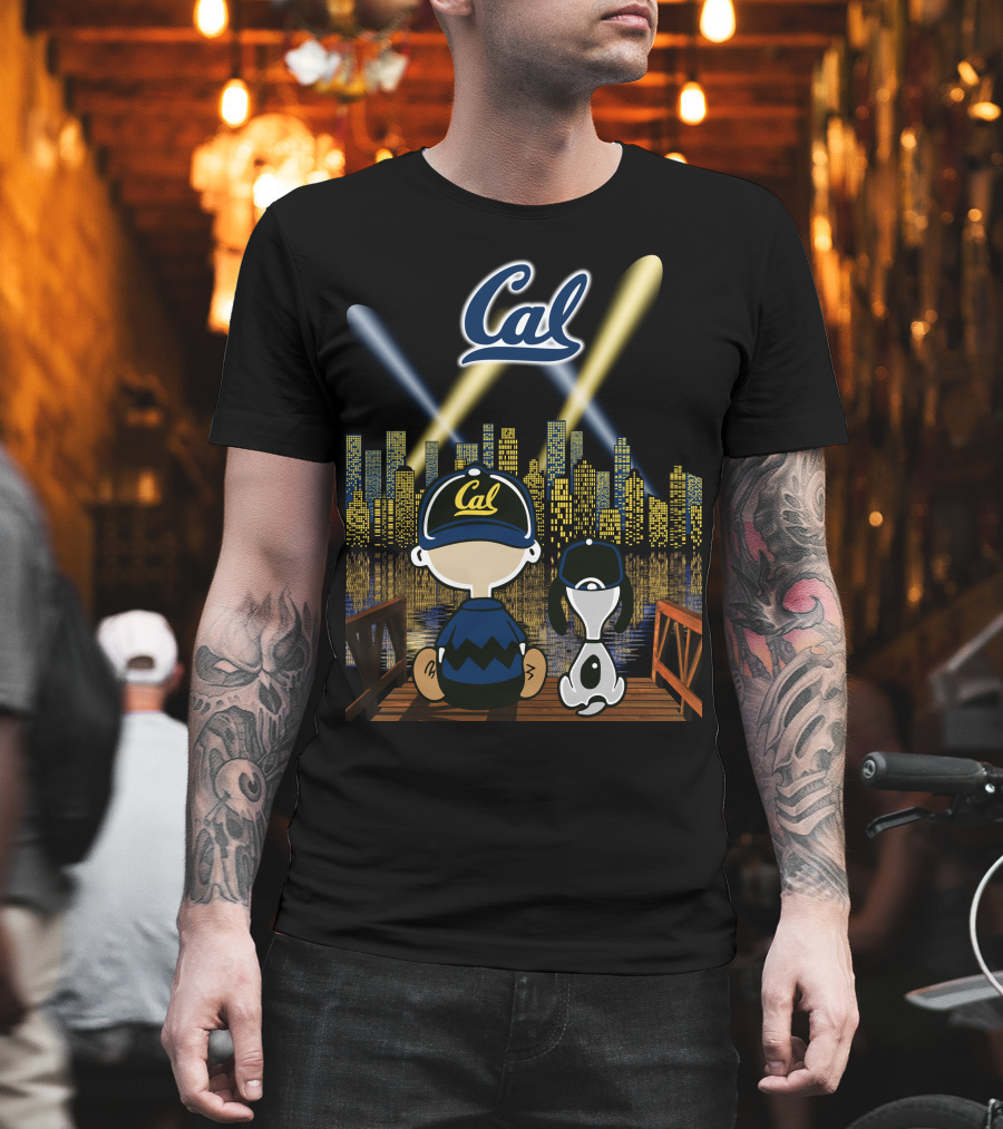 Cal Golden Bears Night Skyline With Dog And City Lights T-Shirt