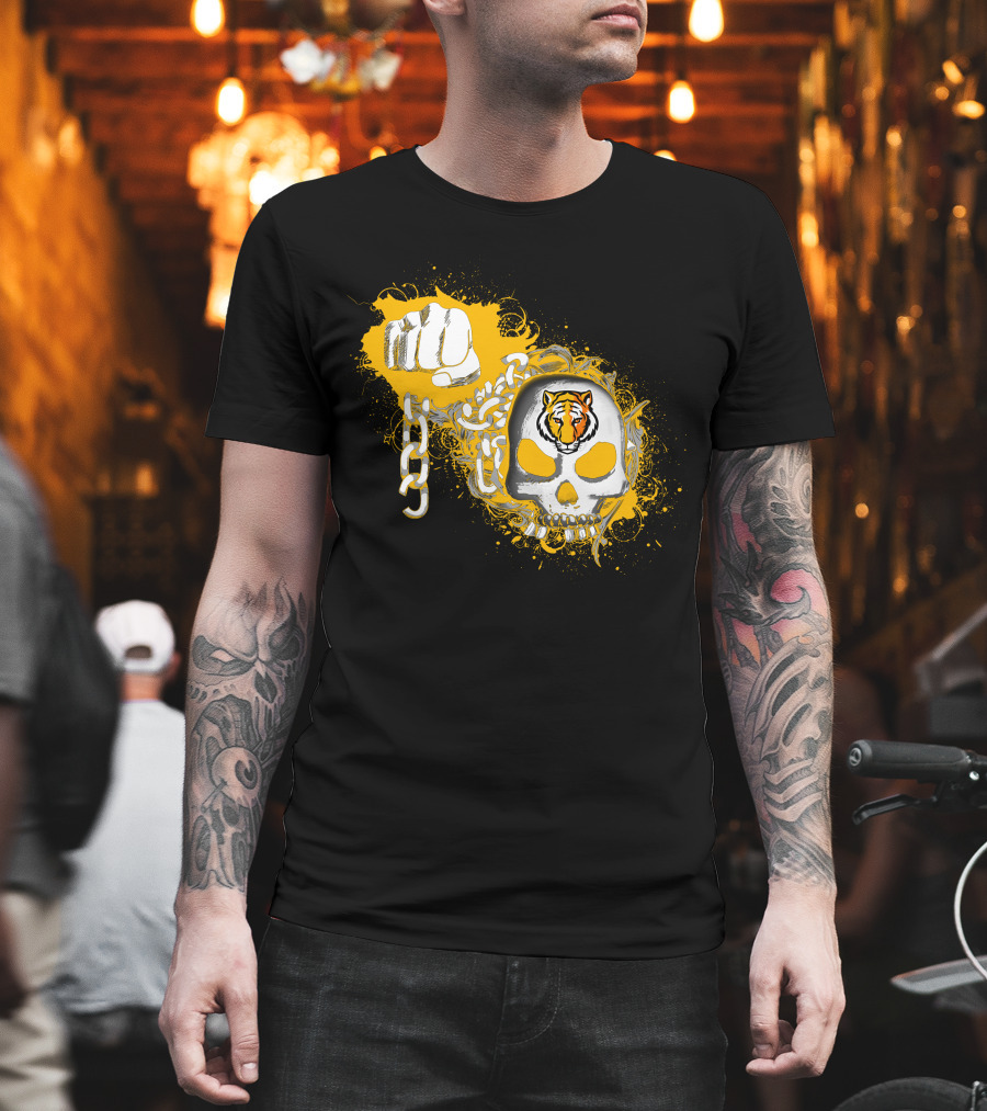 Depauw Tigers Skull And Chain T-Shirt