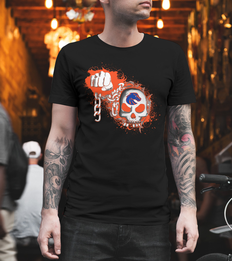 Fist And Skull Chains Boise State Broncos T-Shirt