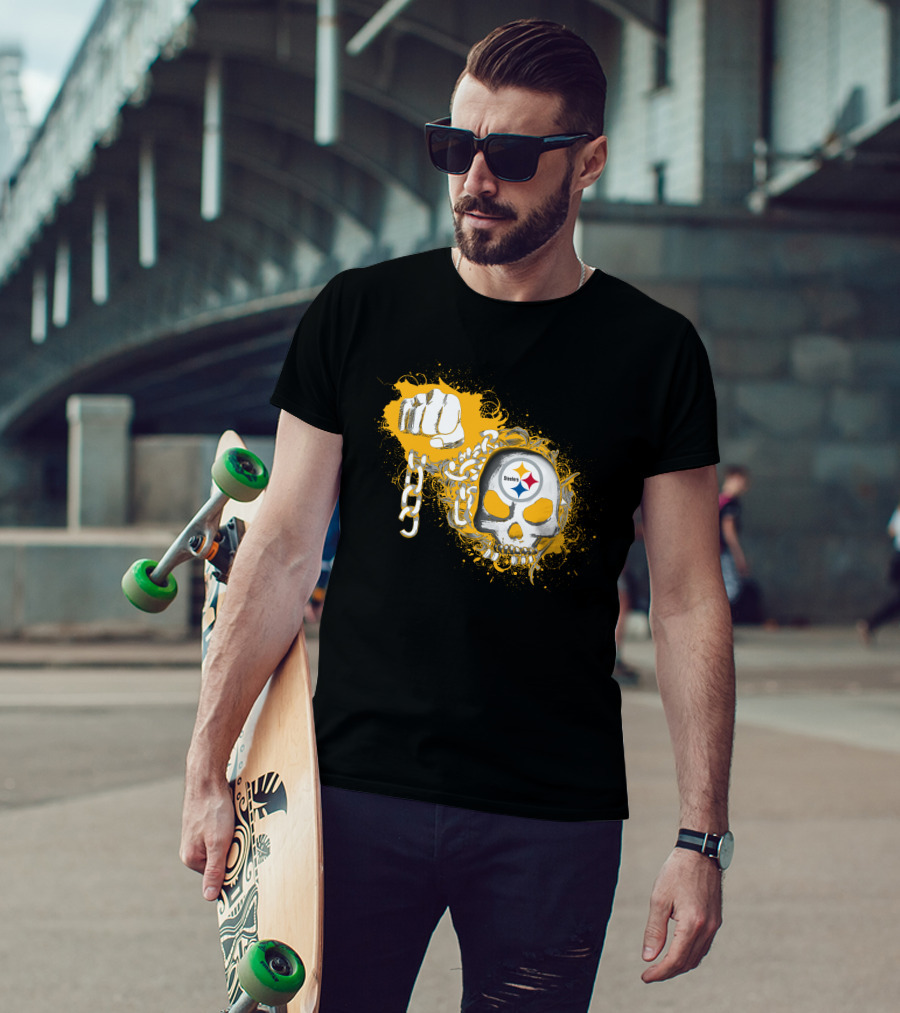 Pittsburgh Steelers Skull Fist Chain T-Shirt