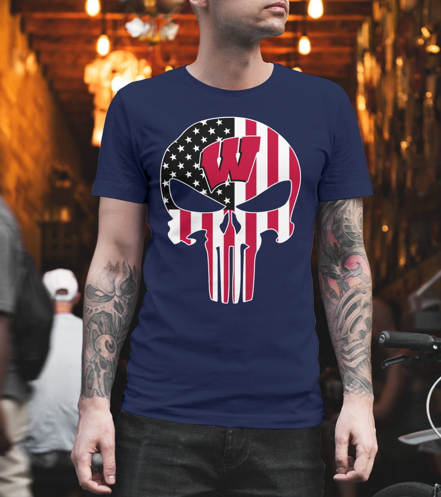 Wisconsin Badgers Punisher Skull American Flag T-Shirt