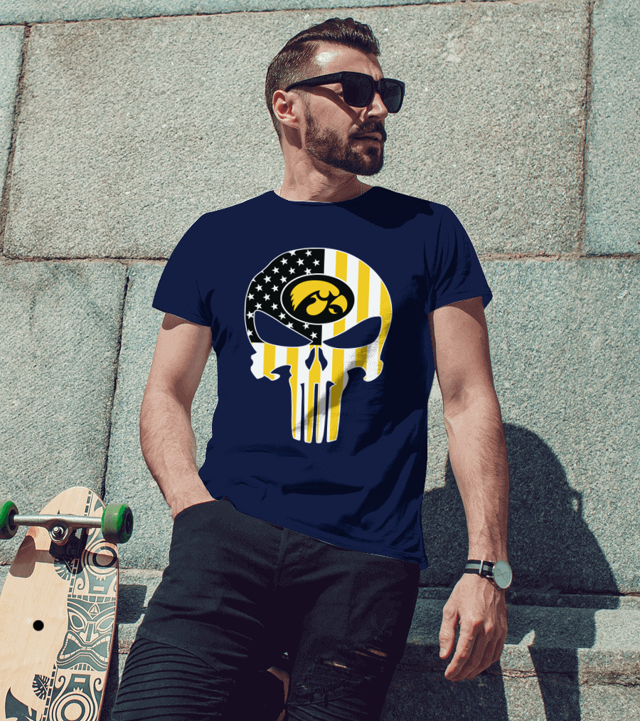 Iowa Hawkeyes The Punisher American Flag Skull T-Shirt